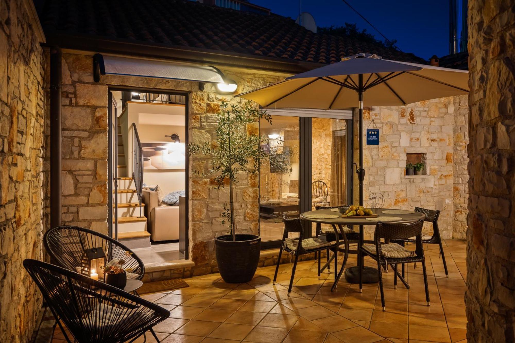 Grota Premium Apartment & Room Poreč Exterior foto