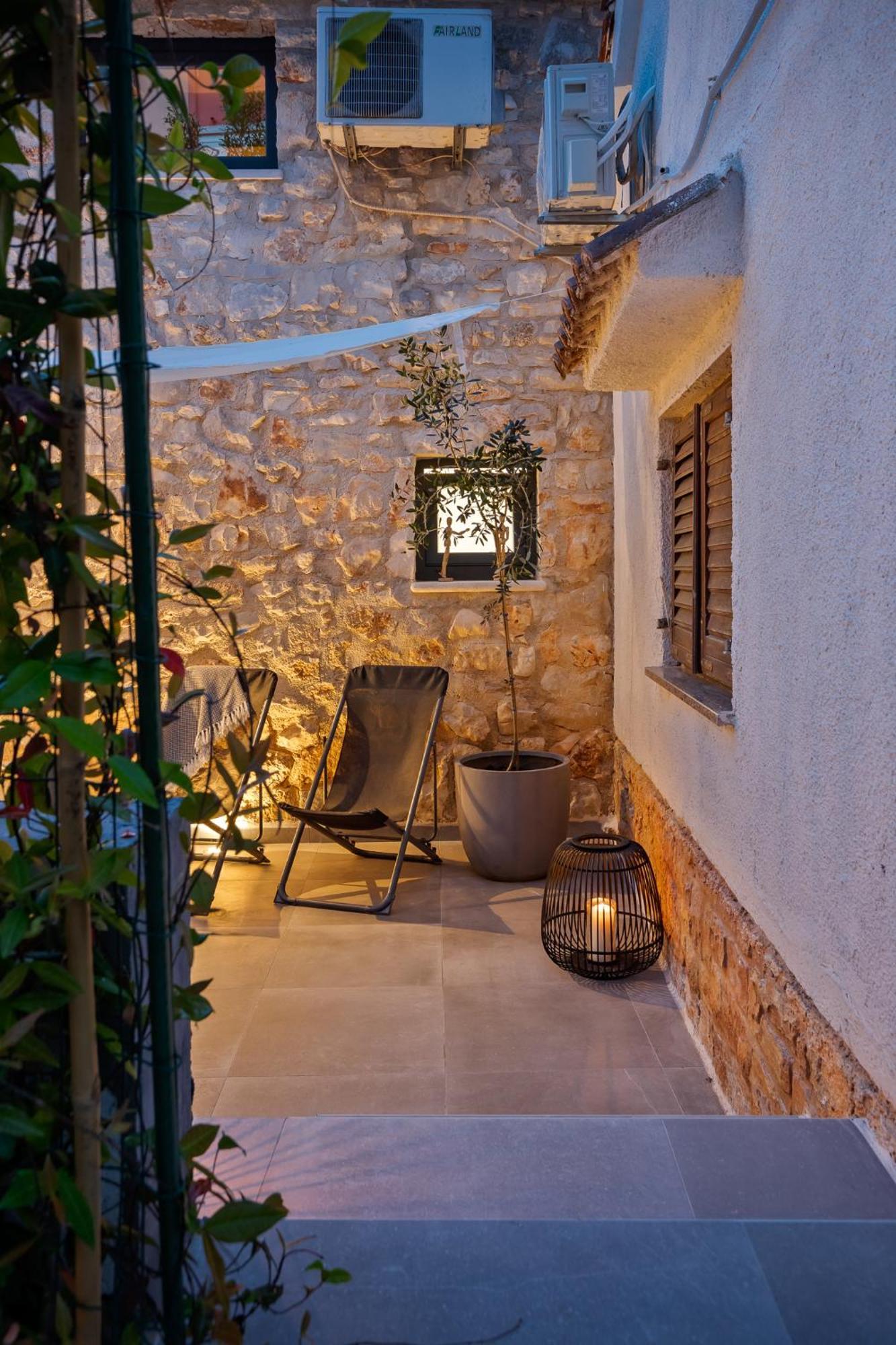 Grota Premium Apartment & Room Poreč Exterior foto